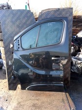 VAUXHALL VIVARO 2900 MK2 X82