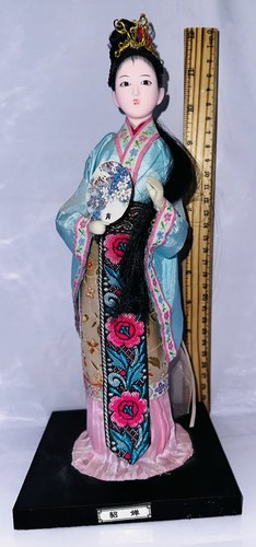 Lovely chinese lady - lovely,