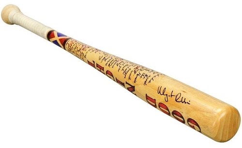 Margot robbie signed - robbie,