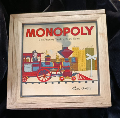 Monopoly nostalgia wooden - monopoly,