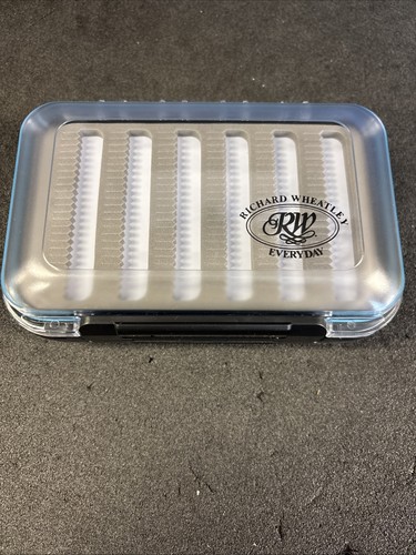 Fly fishing box - fly,