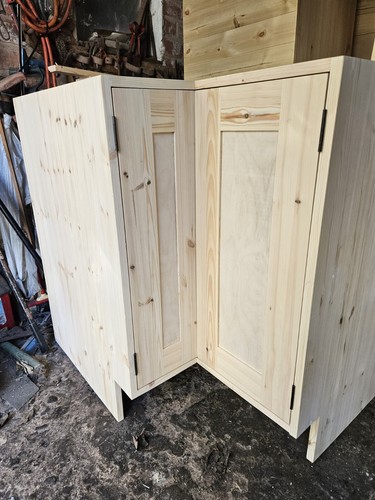 1000x 1000 corner - , solid