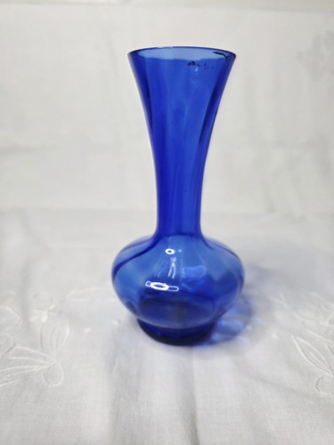 Cobalt blue glass - cobalt,