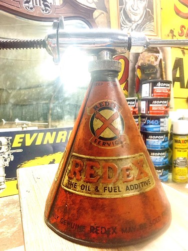 Vintage red oil additive - red,