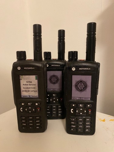 Prop police radio - police,