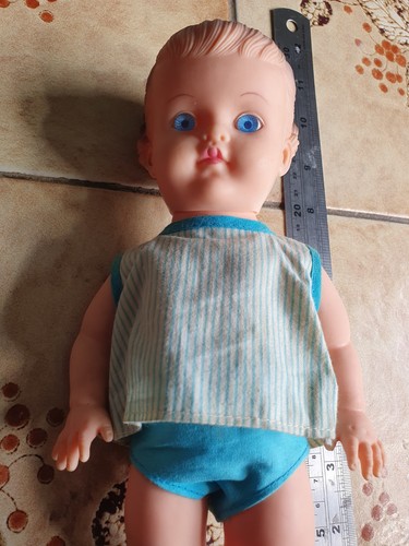 Vintage 1950s pedigree doll - 1950s,