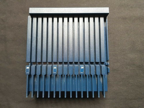 Bond classic knitting machine - knitting,