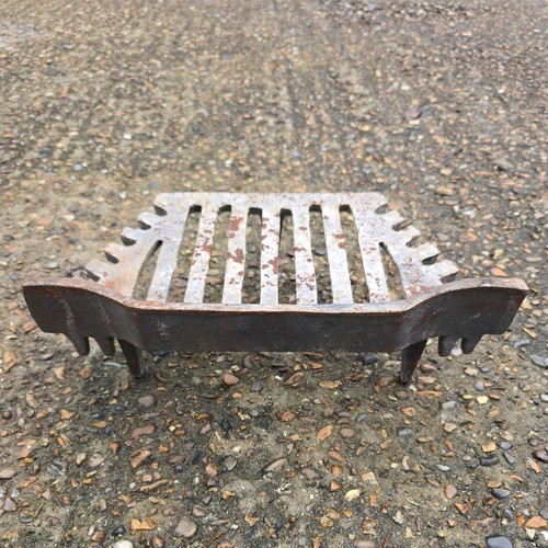 Single fire grate - fire, base