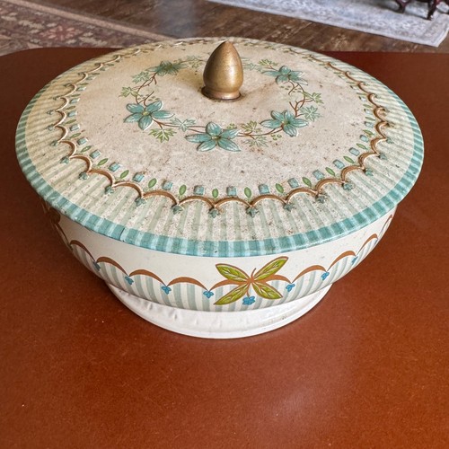 Vintage floral metal tin - vintage,