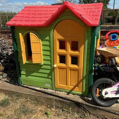 Little tikes country cottage - little,