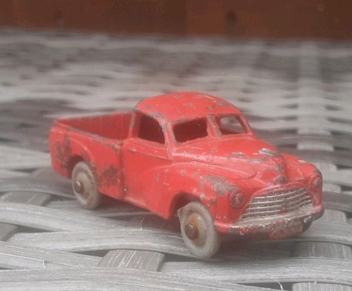 Dublo dinky toys morris - toys,