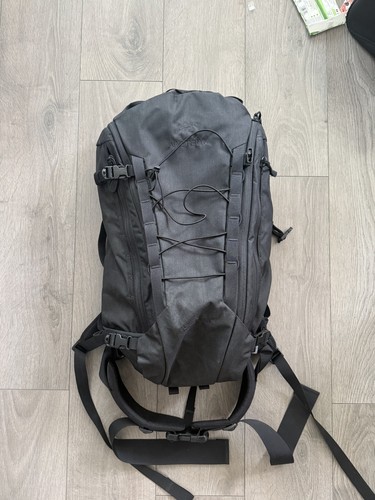 Arc teryx leaf - arc’teryx,