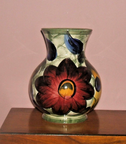 Siltone pottery hand painted - pottery,