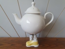 CROSS LEGS TEAPOT walking ware CARLTON WARE Lustre Pottery 1978 DAMAGED LID