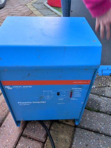 Victron phoenix inverter 12v - phoenix,