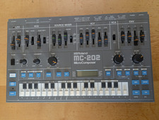 Roland MC-202 MicroComposer Analog Synthesizer, Groovebox in good condition