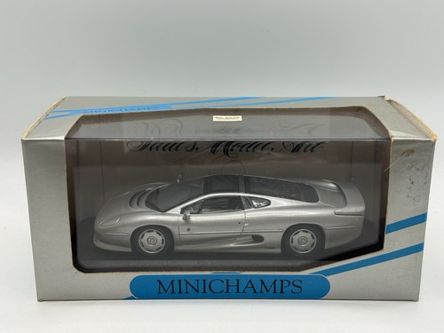 Minichamps scale jaguar - 1:43,