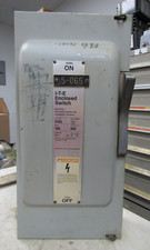 💥 I-T-E 100 AMP FUSED SAFETY SWITCH 3∅ 75 HP 3 POLE 600 VAC 250 VDC F353