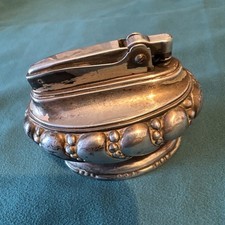 Vintage 60s Ronson Queen Anne