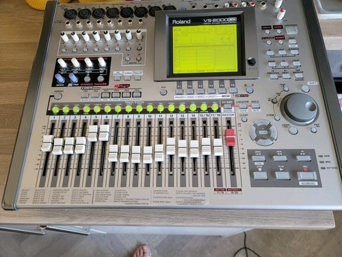 Roland 2000cd vs2000 - roland, vs-2000cd