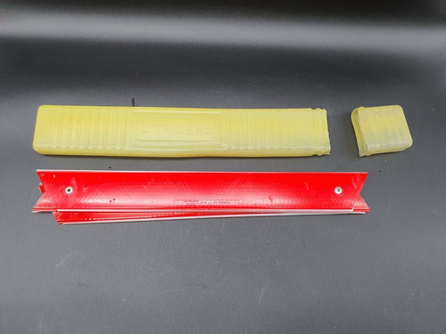 Triangle emergency reflector