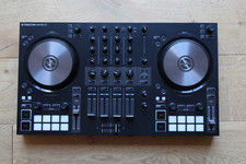 NATIVE INSTRUMENT TRAKTOR