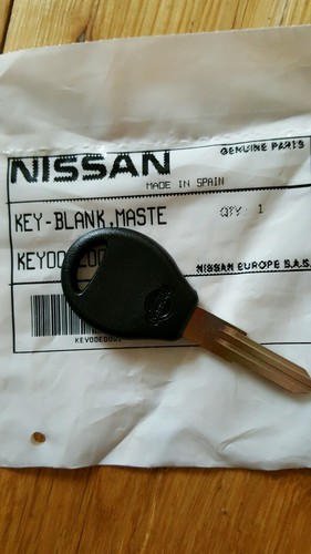 Nissan micra k10 key blank - nissan,