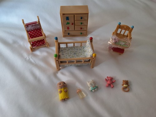 Sylvanian families - sylvanian,