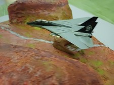 Kit Built 1:144 Grumman F14