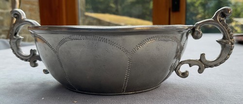 Thune small solid pewter dish - pewter,