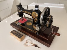 Jones Family CS Hand Crank Sewing Machine No 509004 With Case & Key, Working 