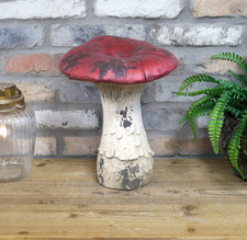 🍄 Rustic Red Toadstool