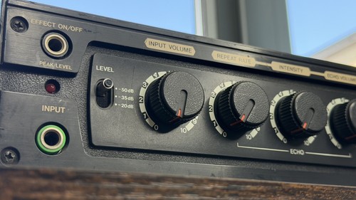 Boss 100 delay machine - boss, –