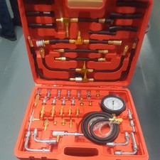 Universal Fuel Injection Gauge Pressure Tester Test Kit Car System Pump Tool Set