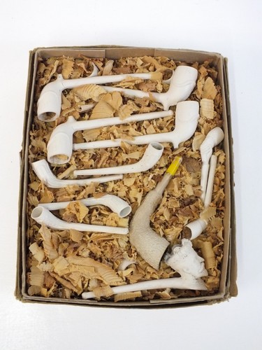 Job lot clay - of, smoking