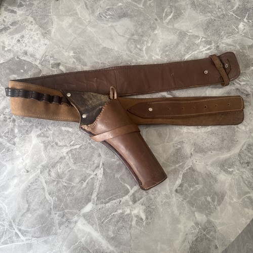 Dark brown leather - gun, holster