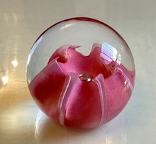 Marked Caithness Vintage Pink  Clear Glass Sea Gems Paperweight Pink VGC Crystal