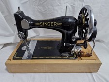 Singer Sewing Machine With