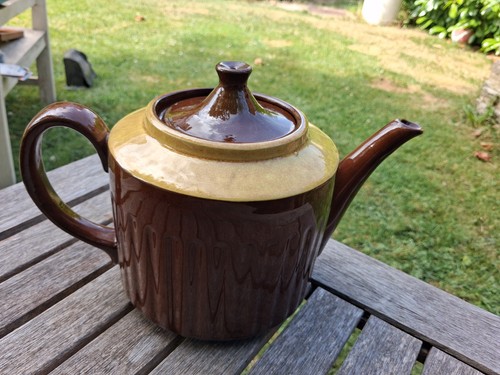 Vintage large teapot england - large,