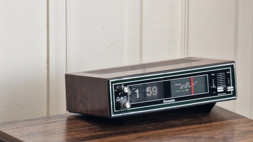 Dansette flip clock radio - radio, /