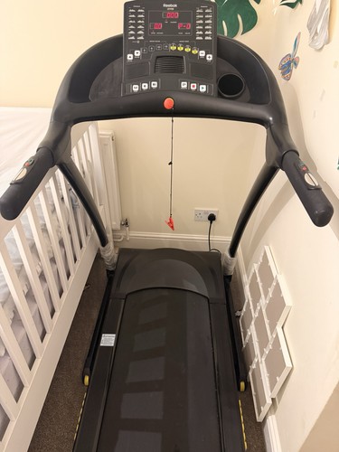 Reebok zr8 folding treadmill - folding,