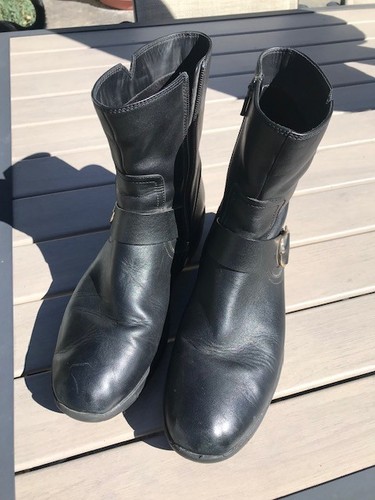 Womans boots