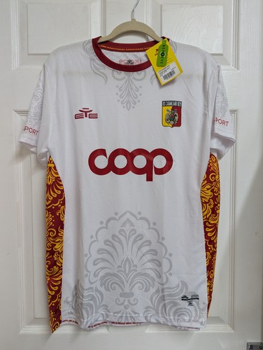 Catanzaro away kit 2024 - us,