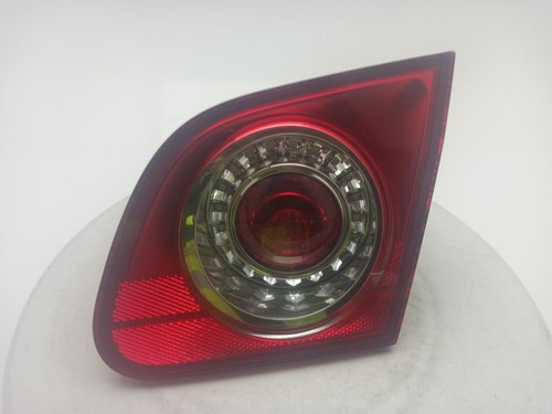 Volkswagen passat tail light - volkswagen,