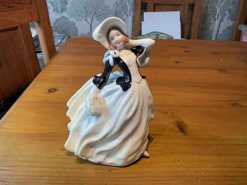 Royal doulton lady collectors - doulton,