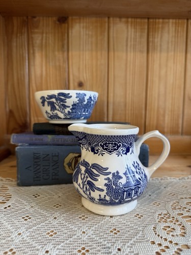 Churchill willow pattern milk - willow,