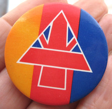 BRITISH AIRWAYS AEROSPACE vintage 1980s  promotional 45mm PIN BADGE