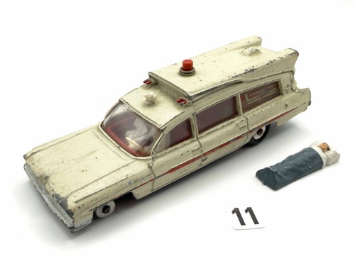 Dinky toys 263 superior - #,