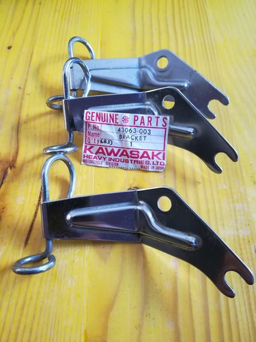 Kawasaki 500 900 bracket - kawasaki,