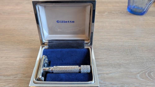 Vintage 1958 gillette - vintage,